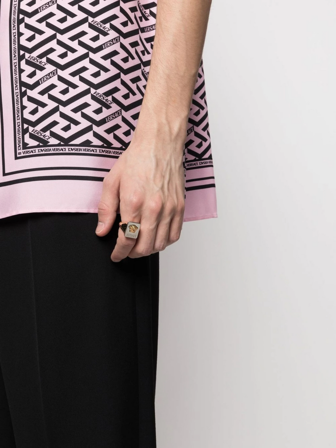 VERSACE RING