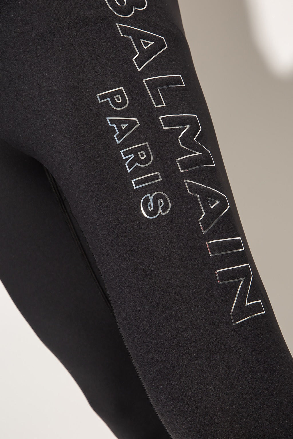 Quần short Balmain