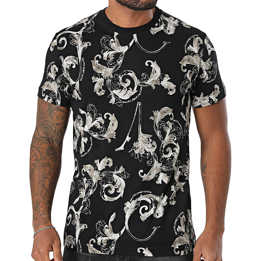 Versace Jeans Couture Outline Barocco T-Shirt in black and grey, featuring a classic crewneck and a statement-making Barocco print, crafted for both comfort and style, available at Lestyle Boutique.