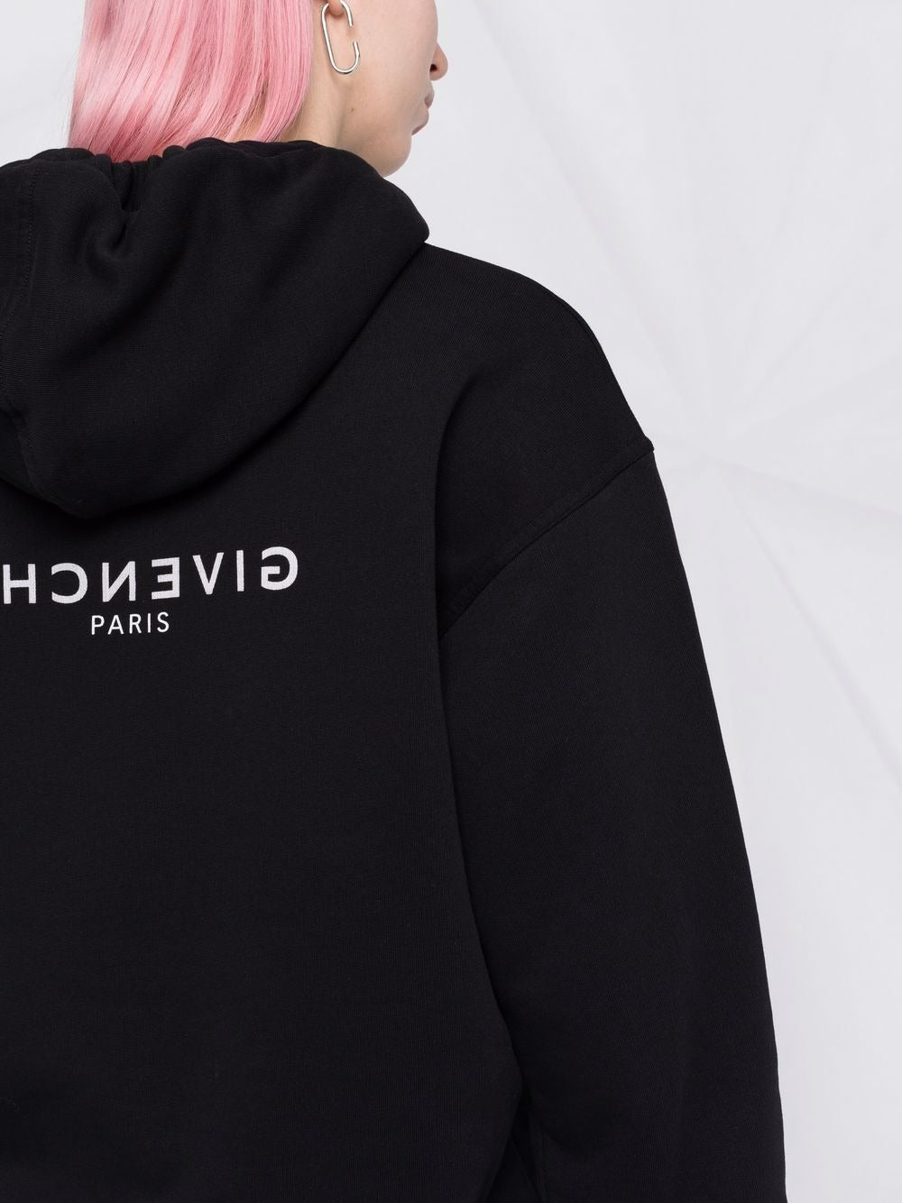 ÁO NỈ GIVENCHY