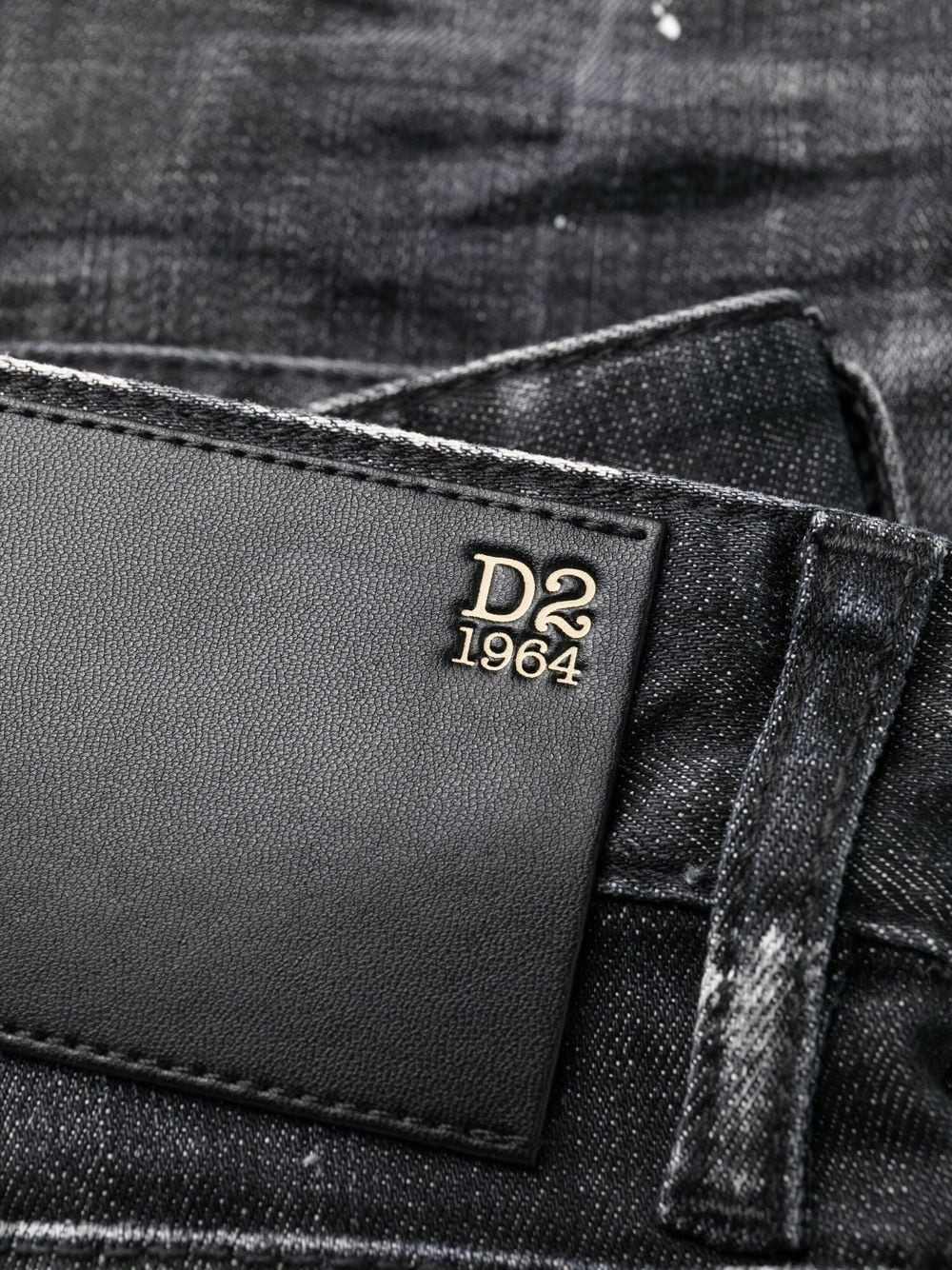 DSQUARED2牛仔裤