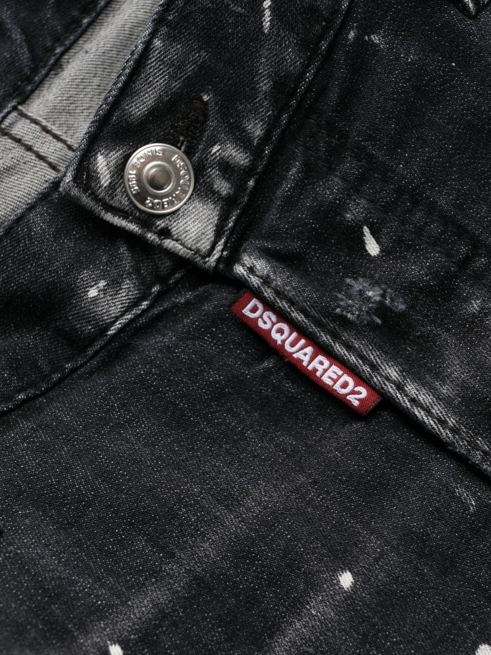DSQUARED2牛仔裤