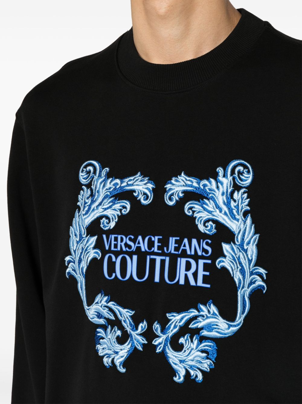 ÁO NỈ VERSACE JEANS COUTURE 
