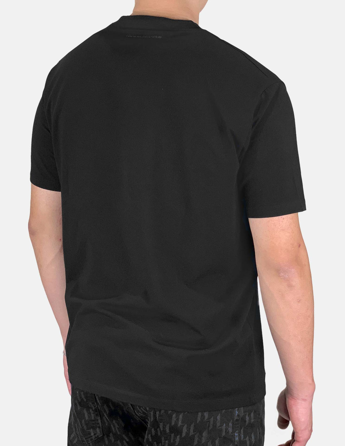 KARL LAGERFELD T-SHIRT TEE featuring the gold signature logo available at Lestyle Boutique Melbourne