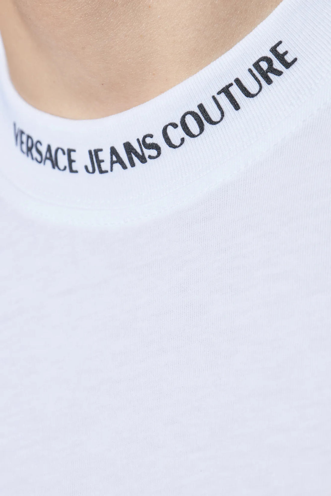 Versace Jeans Couture White Logo Collar T-Shirt, featuring a crewneck with subtle branding and a clean, minimalist chest pocket, crafted for everyday luxury, available at Lestyle Boutique.