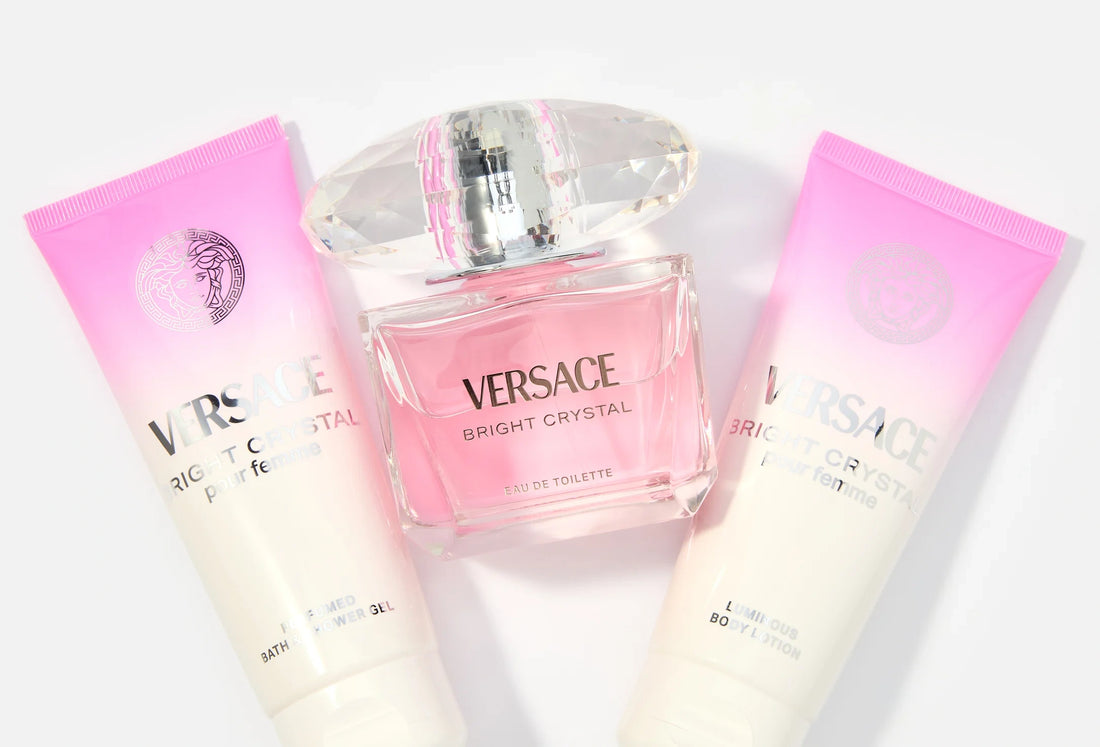 Versace Bright Crystal pour femme gift box featuring floral design, available at Lestyle Boutique Melbourne