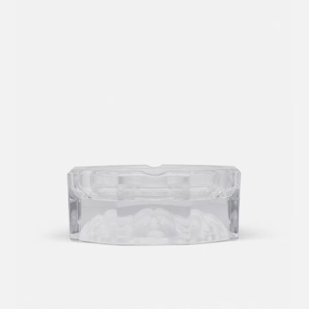 Versace Medusa Lumiere 16 cm crystal ashtray featuring the iconic Medusa head at the center, available at Lestyle. A luxurious and elegant addition to any home décor.